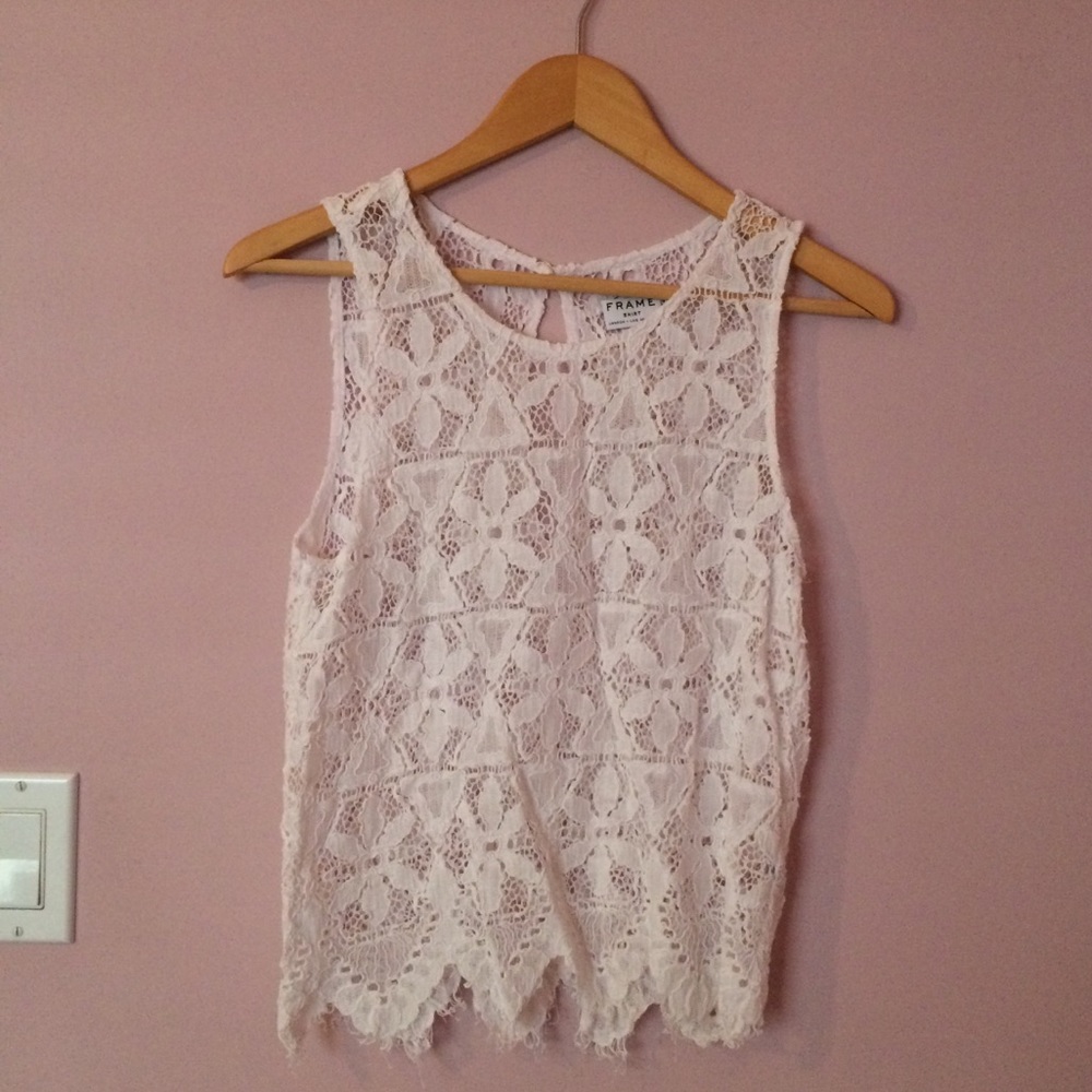 See-through pattern tank top